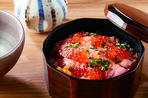 江戸前天丼　いしのや／サーモンいくら専門店　海宝の画像